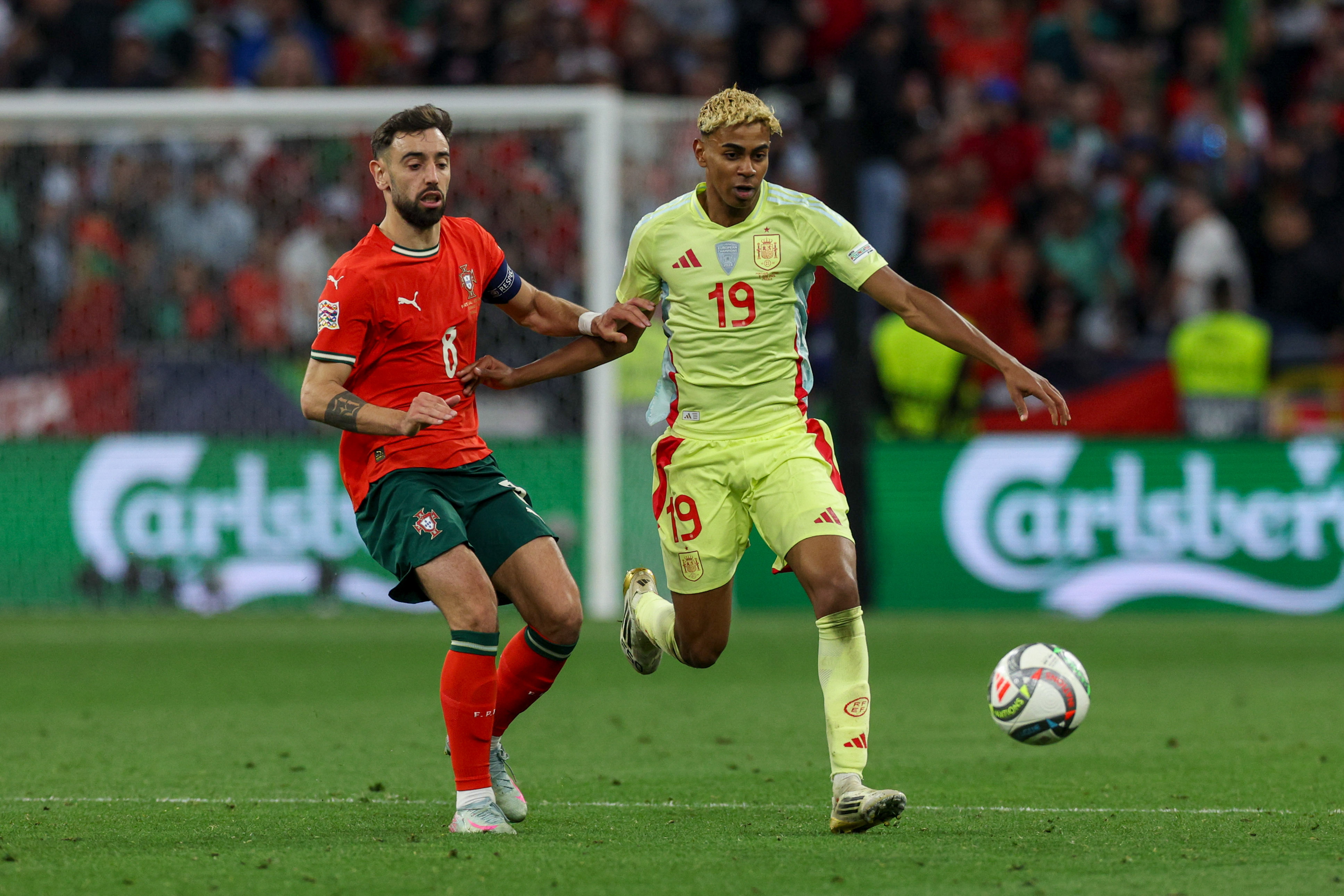 葡萄牙球队表现出色,斩获亚冠头名 葡萄牙球队表现出色,斩获亚冠头名