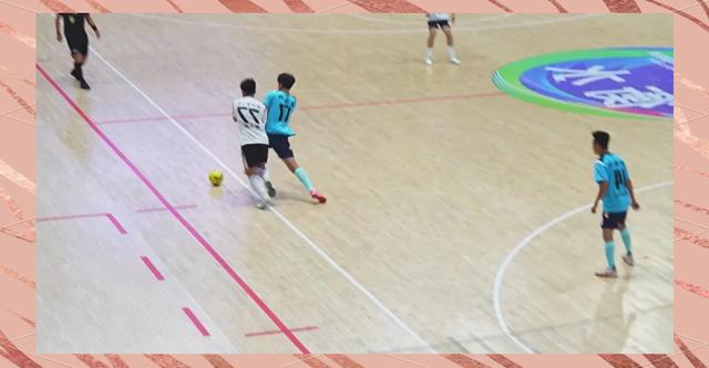 比赛场上场下众多精彩瞬间,球迷沸腾热情高涨的简单介绍 比赛场上场下众多精彩瞬间,球迷沸腾热情高涨的简单介绍