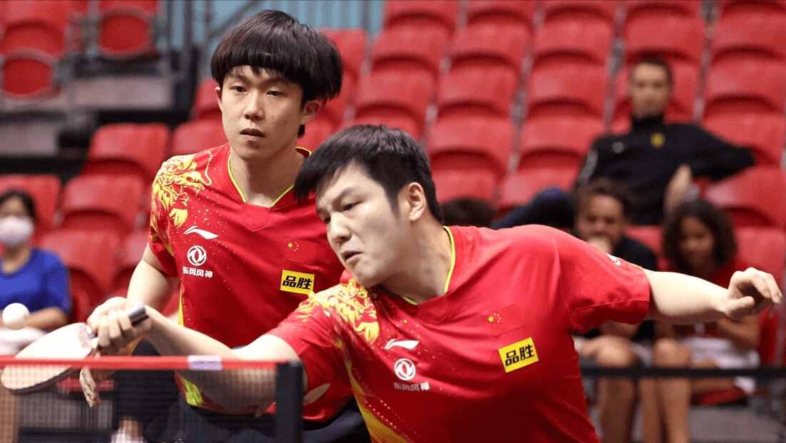 韩国队鏖战中国队,黄鸭组合关键制胜 韩国队鏖战中国队,黄鸭组合关键制胜