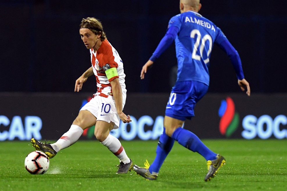 包含荷兰逆转法国,楚阿梅尼关键制胜的词条 包含荷兰逆转法国,楚阿梅尼关键制胜的词条